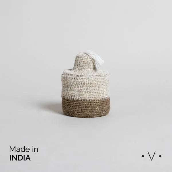 CESTA MINI CON TAPA MADHYA WHITE 17X12 CM