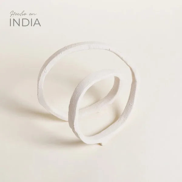 FIGURA DECORATIVA GAANTH OFF WHITE 18X13 CM